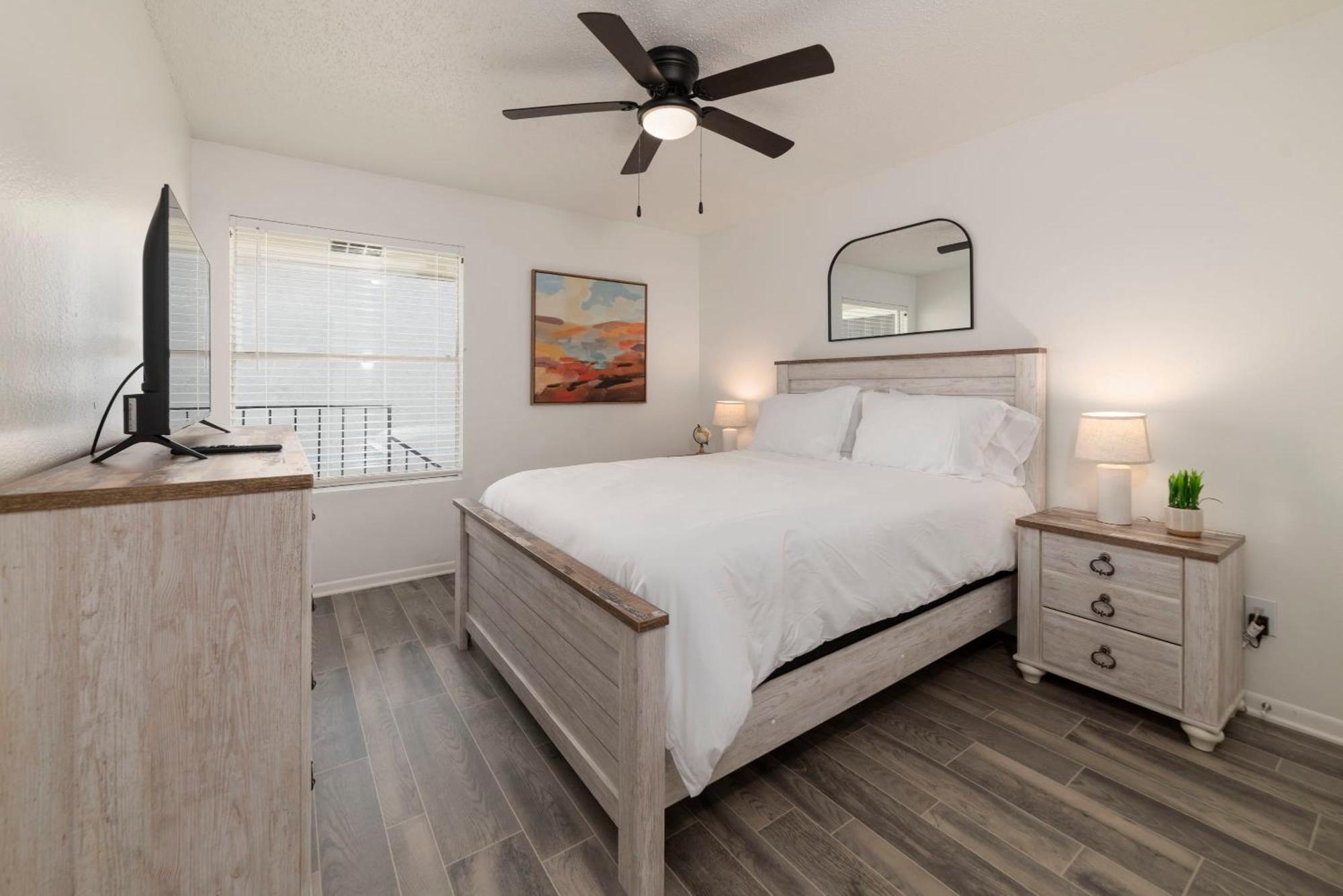 Apartamento Comfortable 2br - Pool Near Major Attractions